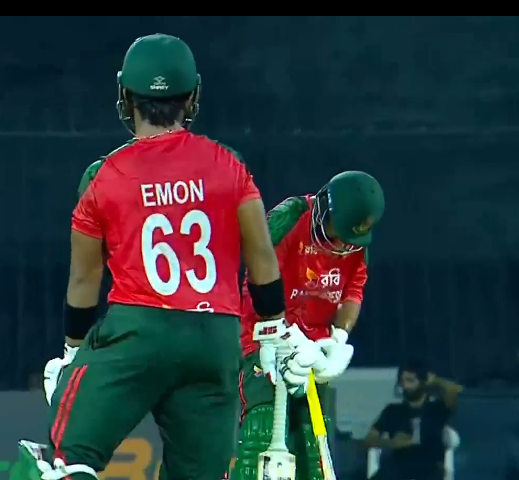 তামিম-লিটনকে পিছনে ফেলে দুই তরুনের পাওয়ার প্লেতে বাংলাদেশের ৫৫